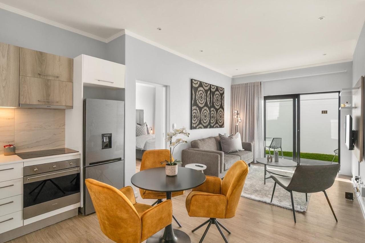 The Monroe Luxury Apartments Йоханнесбург Экстерьер фото