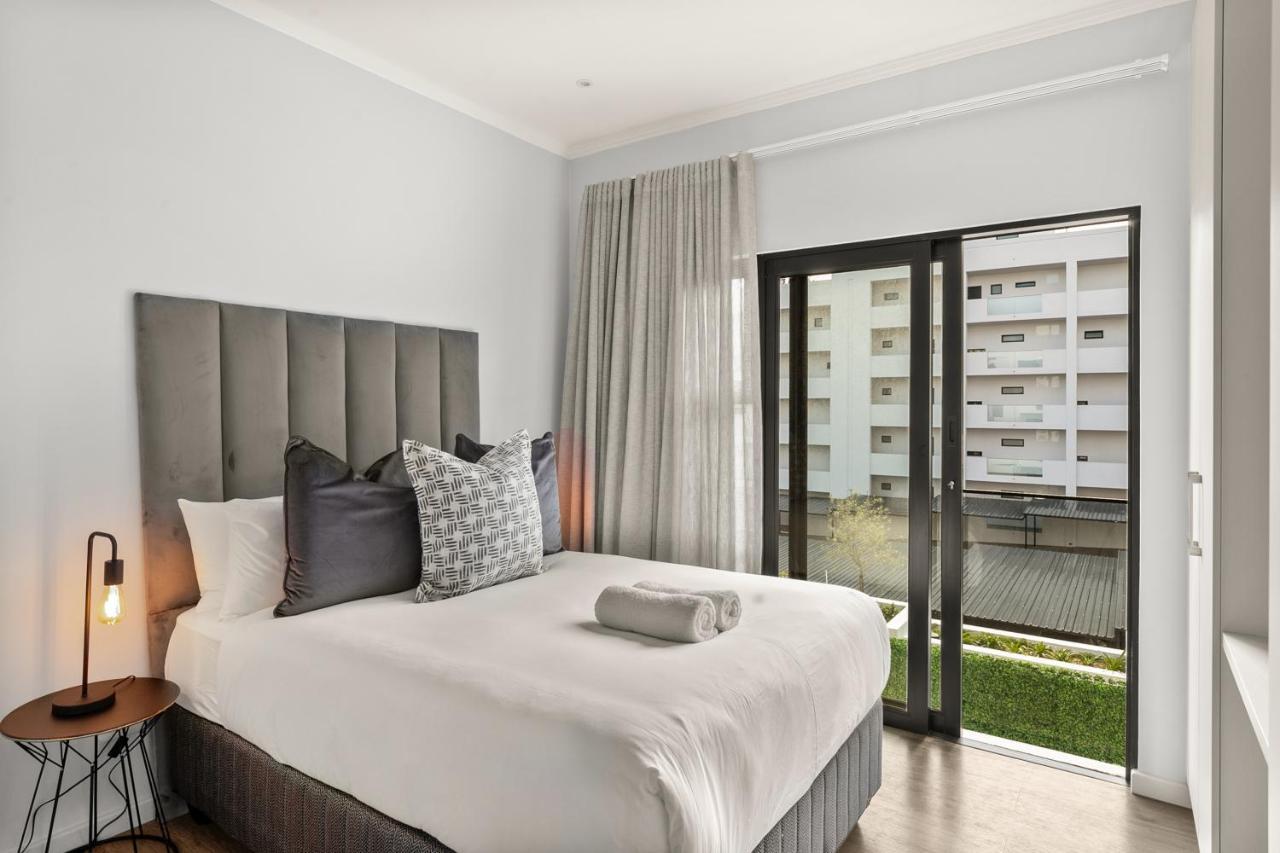 The Monroe Luxury Apartments Йоханнесбург Экстерьер фото